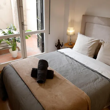 Sunny And Central Double Metro L5-l1 Guest house Barcelona