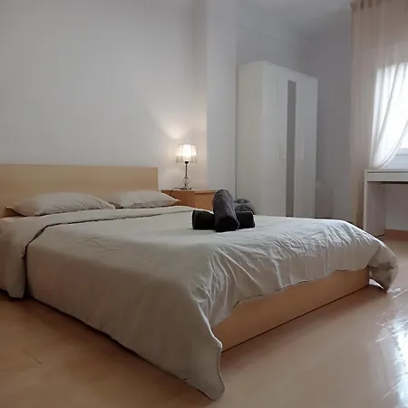 Sunny And Central Double Metro L5-l1 Guest house Barcelona