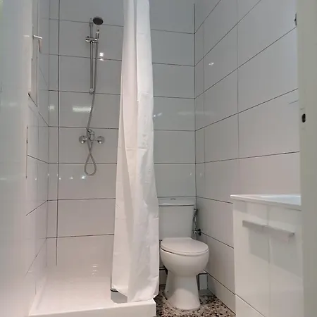 Guest house Sunny And Central Double Metro L5-l1 Barcelona